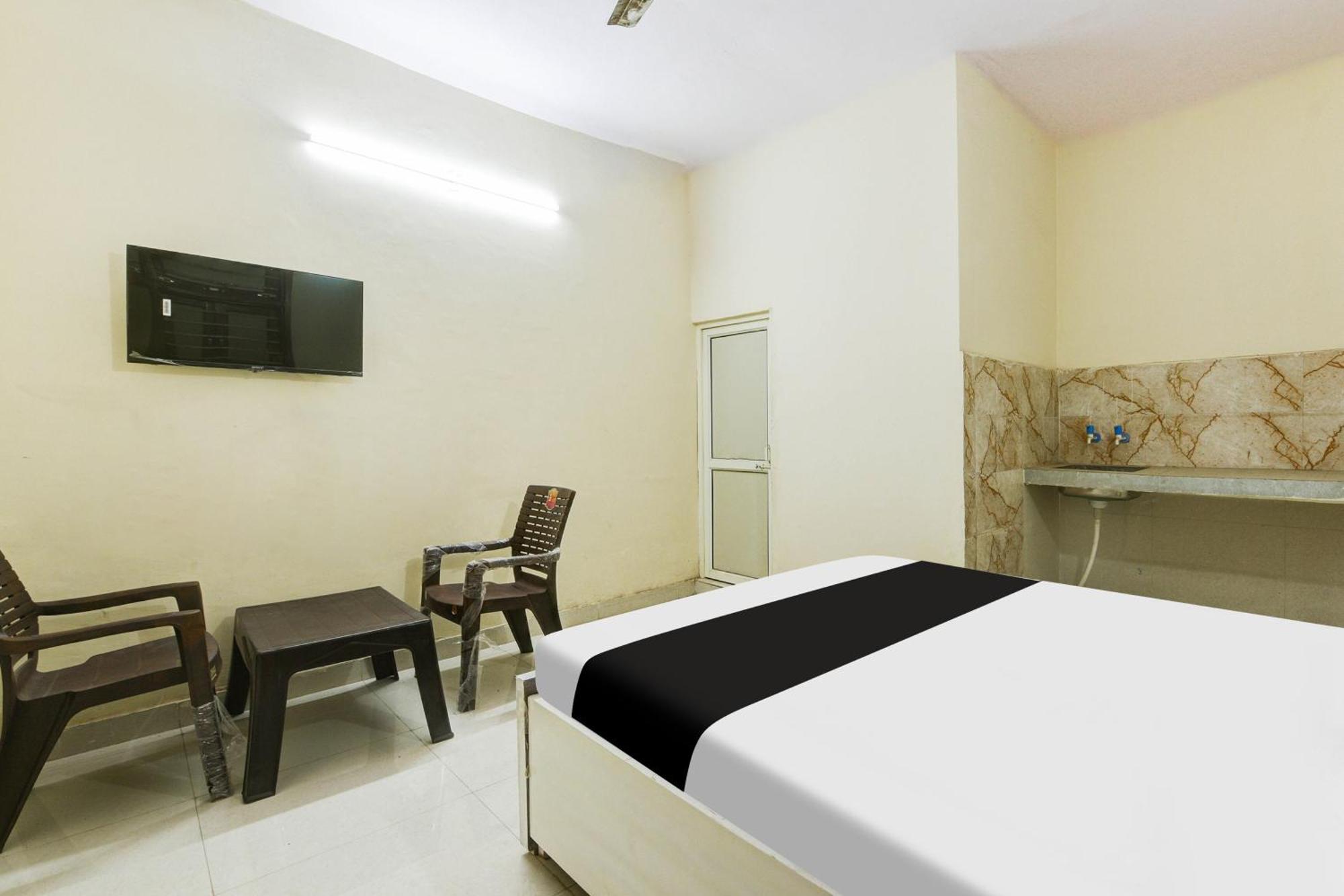 Hotel O J.D Kings Faridabad Exteriör bild
