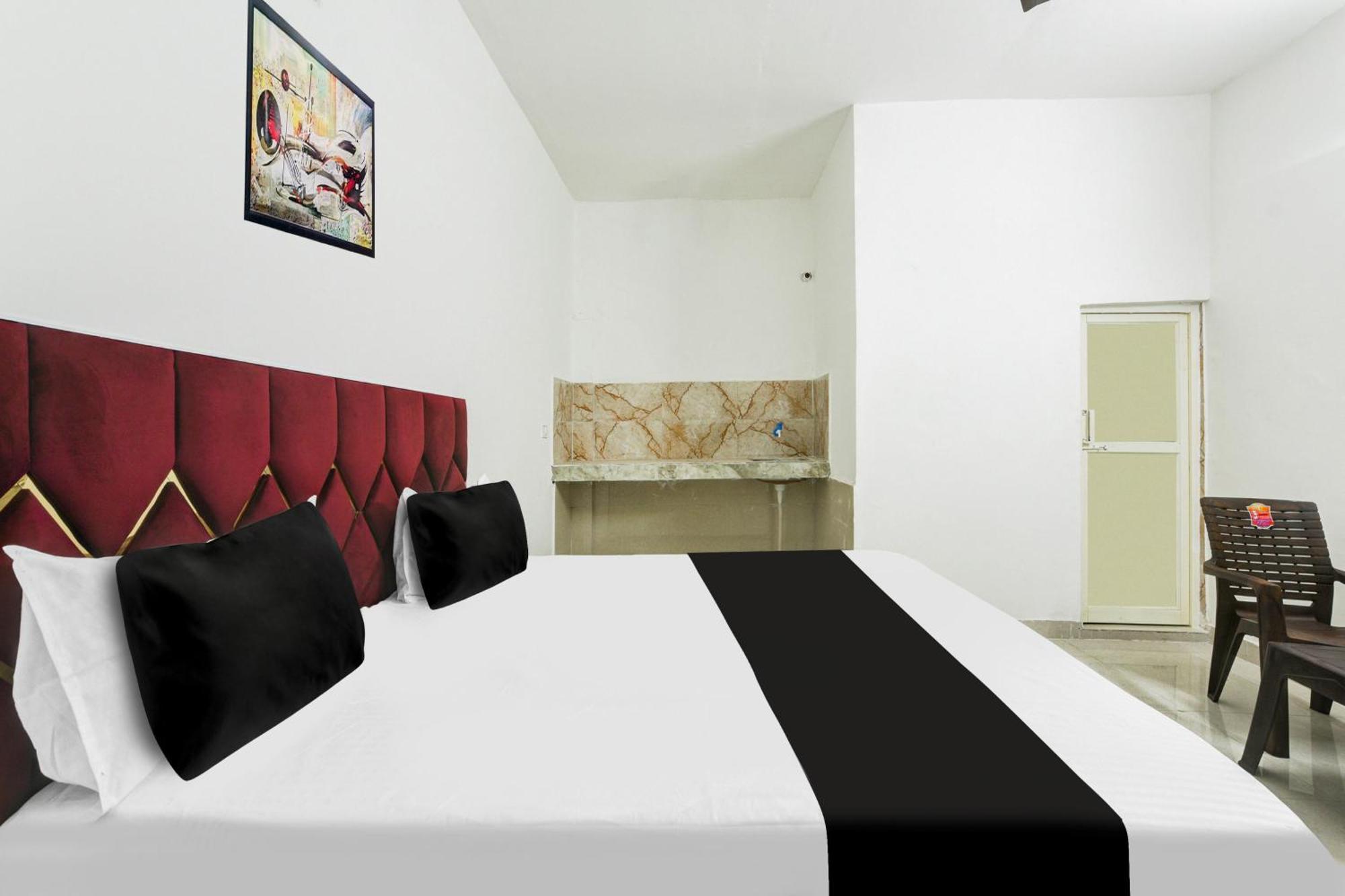 Hotel O J.D Kings Faridabad Exteriör bild