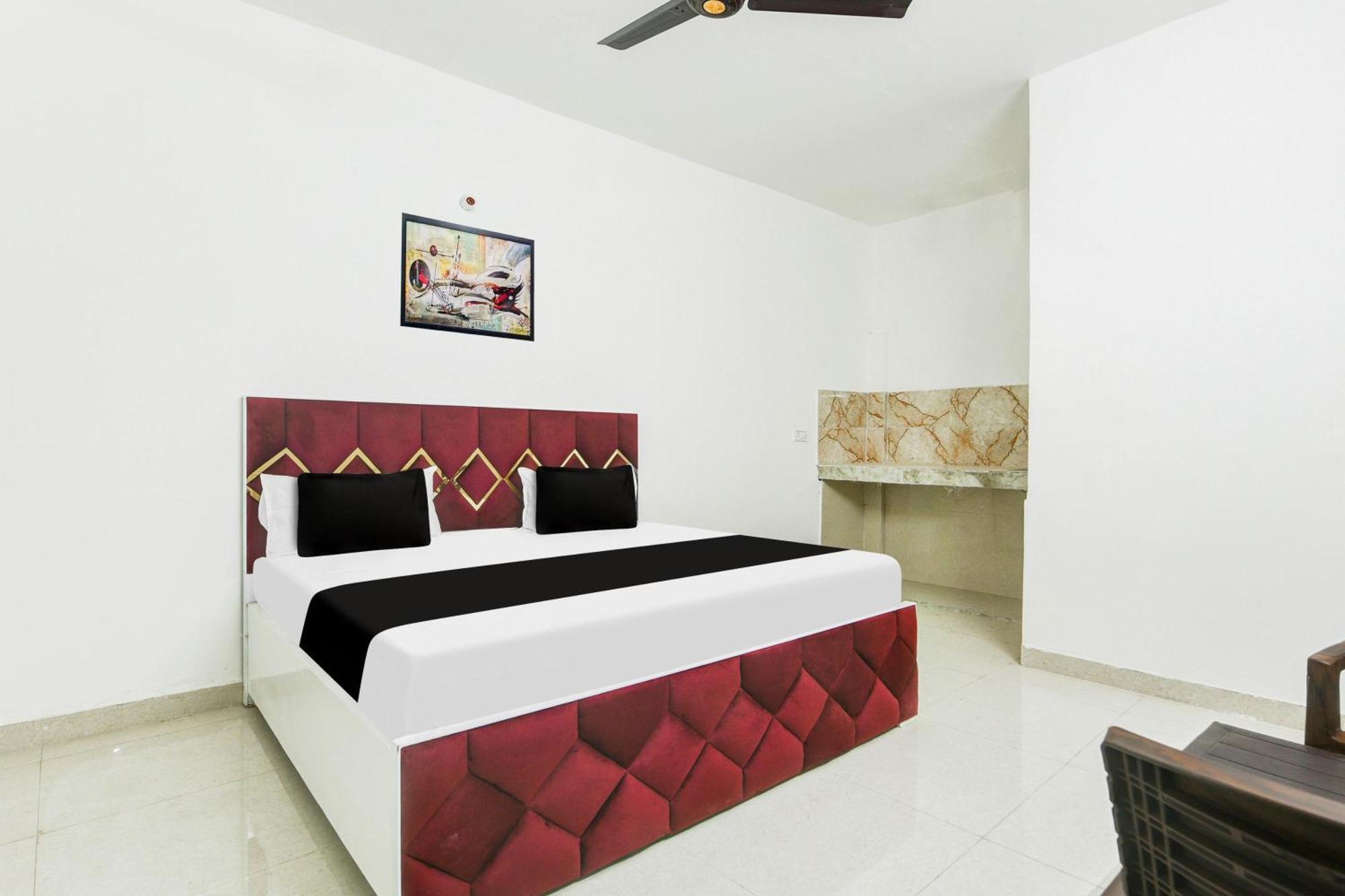 Hotel O J.D Kings Faridabad Exteriör bild